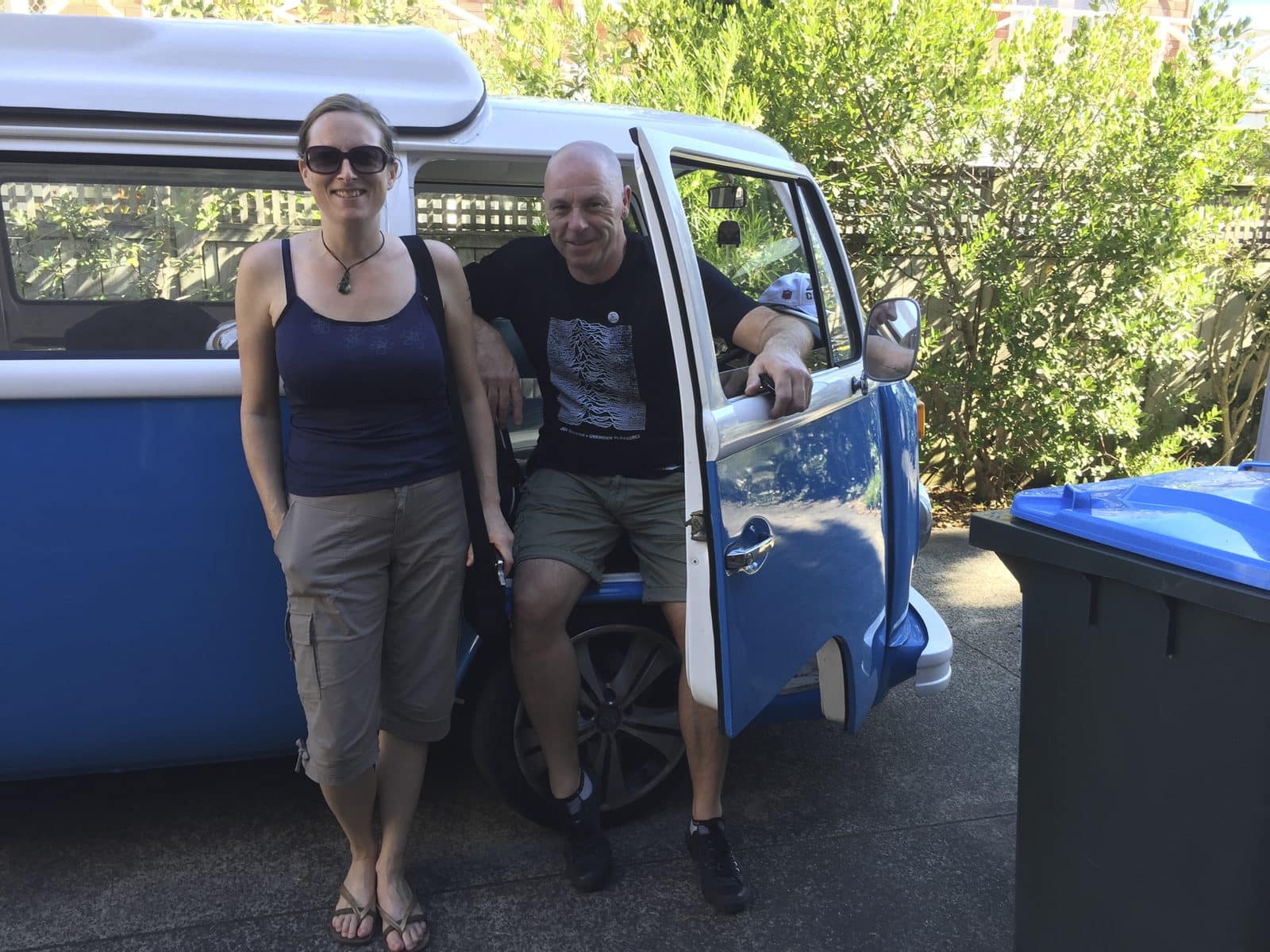 Steve and Julie beside their 1975 VW Kombi on the day they left